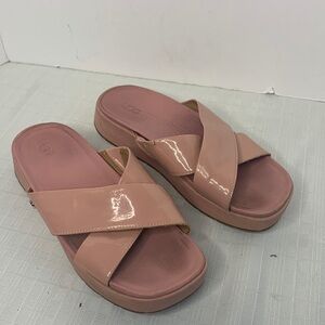 UGG Emily Sandals in light rose